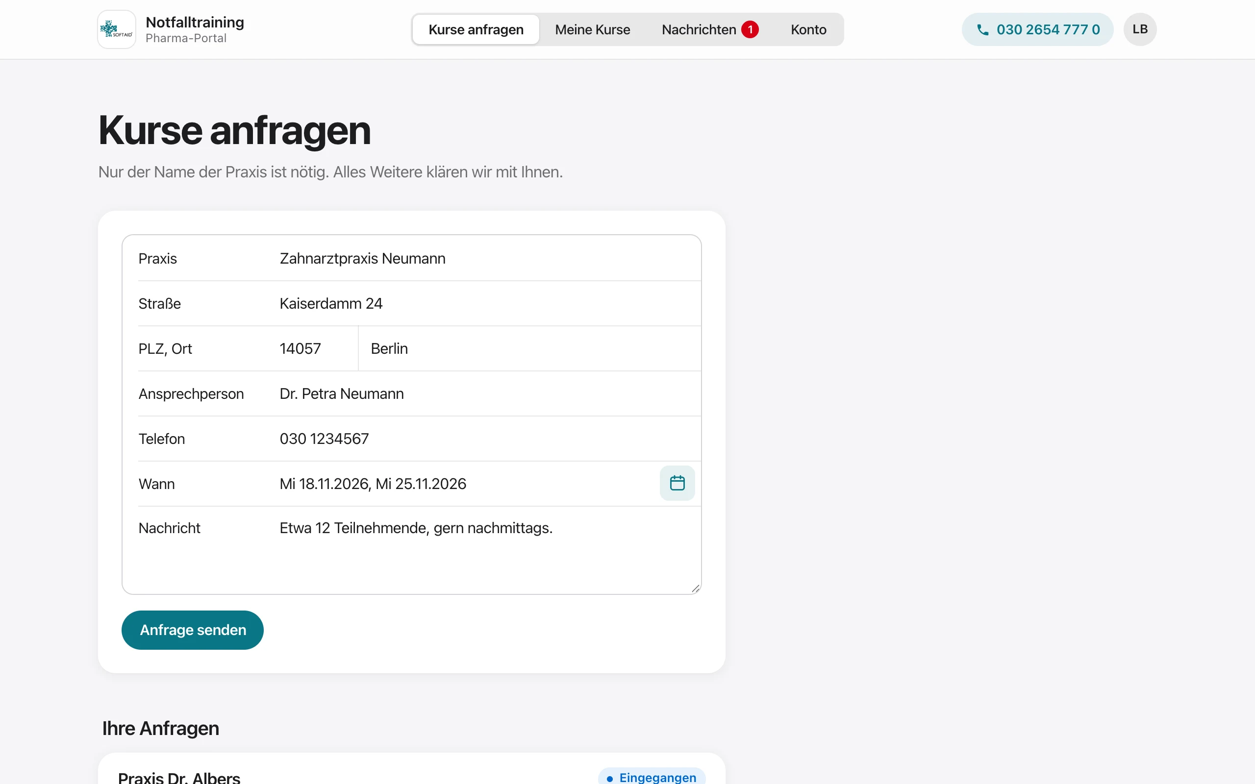 Formular „Kurse anfragen“ mit Praxis, Anschrift, Ansprechperson, Telefon, Wunschterminen und Nachricht.